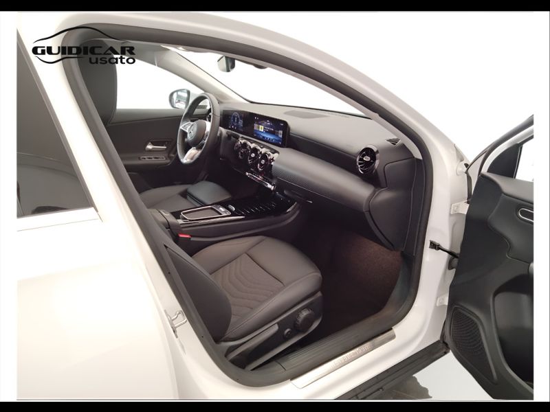 GuidiCar - Mercedes Classe a 2023 A 180 d Advanced auto Usato