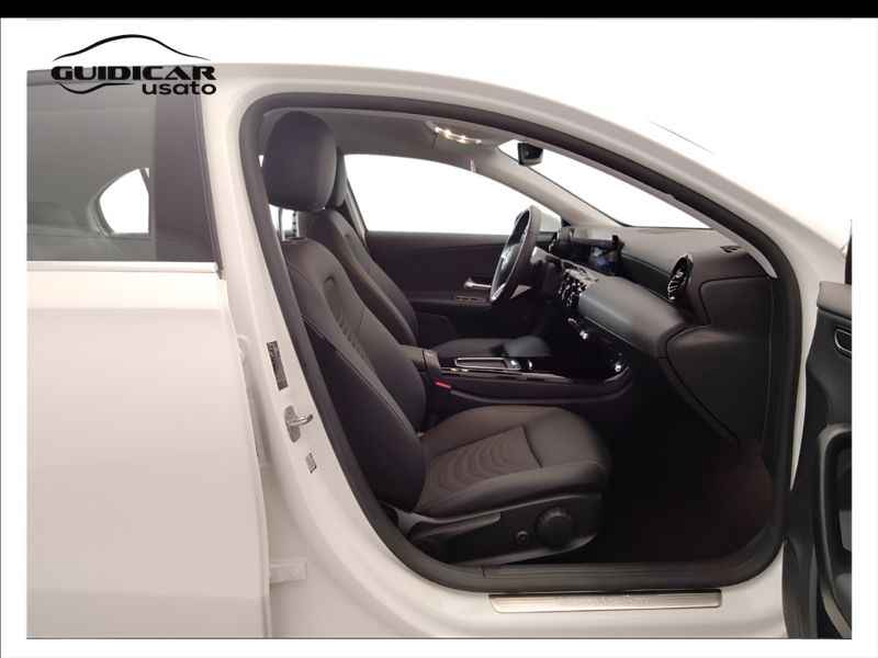 GuidiCar - Mercedes Classe a 2023 A 180 d Advanced auto Usato