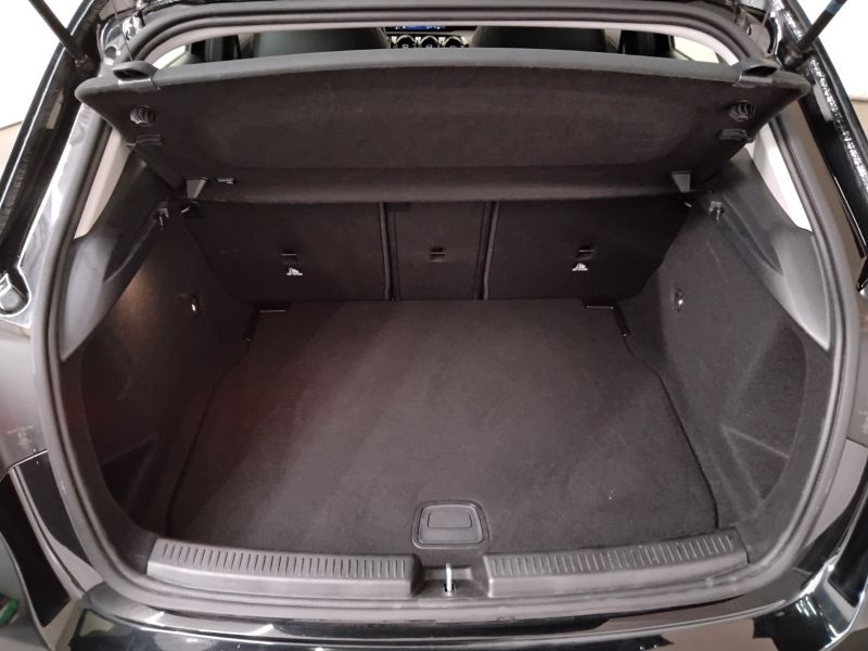 GuidiCar - Mercedes Classe a 2024 A 180 d Advanced auto Usato