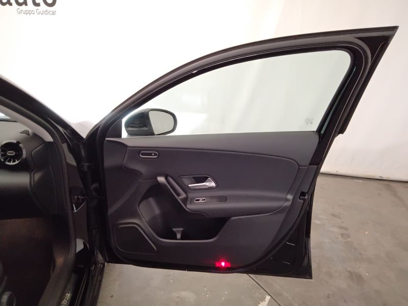 GuidiCar - Mercedes Classe a 2024 A 180 d Advanced auto Usato