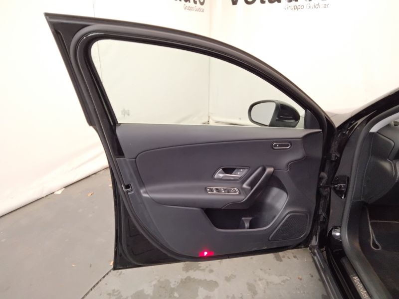 GuidiCar - Mercedes Classe a 2024 A 180 d Advanced auto Usato