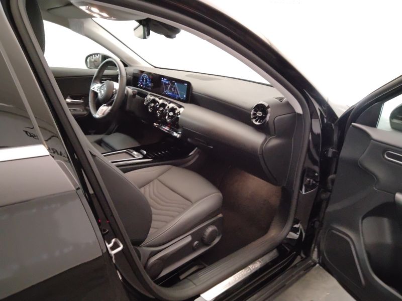 GuidiCar - Mercedes Classe a 2024 A 180 d Advanced auto Usato