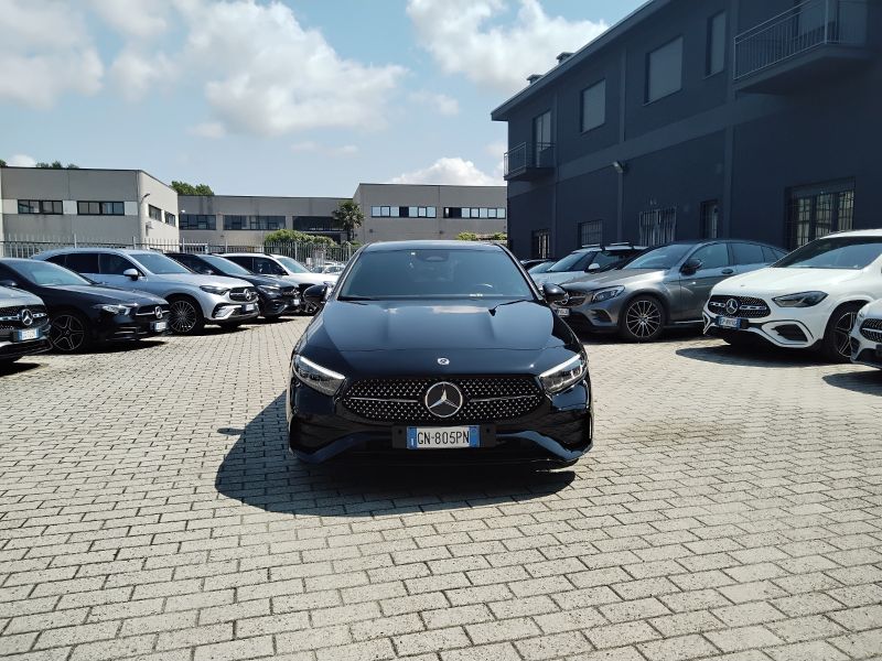 GuidiCar - Mercedes Classe a 2023 A 180 d Advanced Plus AMG Line auto Usato