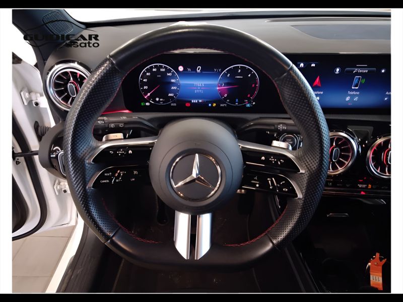 GuidiCar - Mercedes Classe a 2023 A 180 d Advanced Plus AMG Line auto Usato
