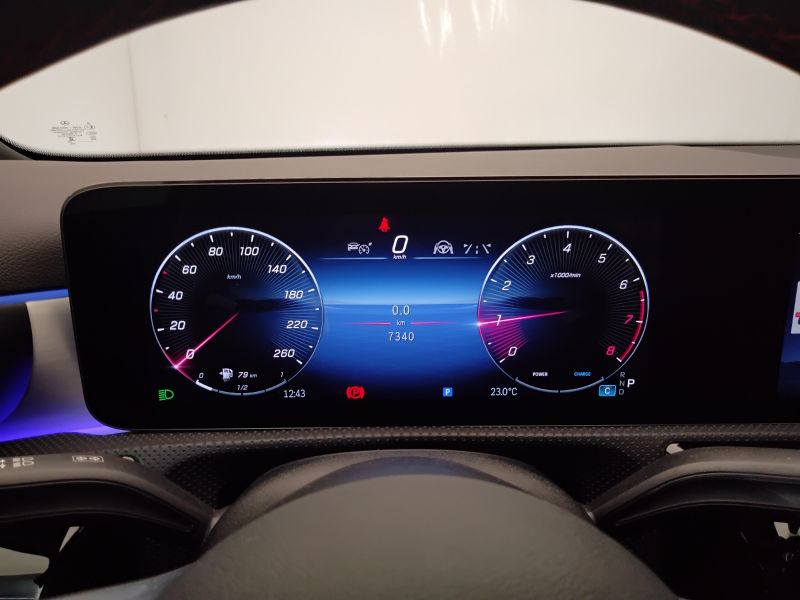 GuidiCar - Mercedes Classe a 2023 A 180 Premium AMG Line auto Usato