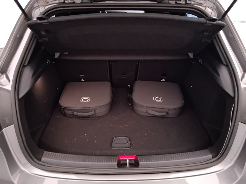 GuidiCar - Mercedes Classe a 2024 A 250 e phev Advanced Plus AMG Line auto Usato