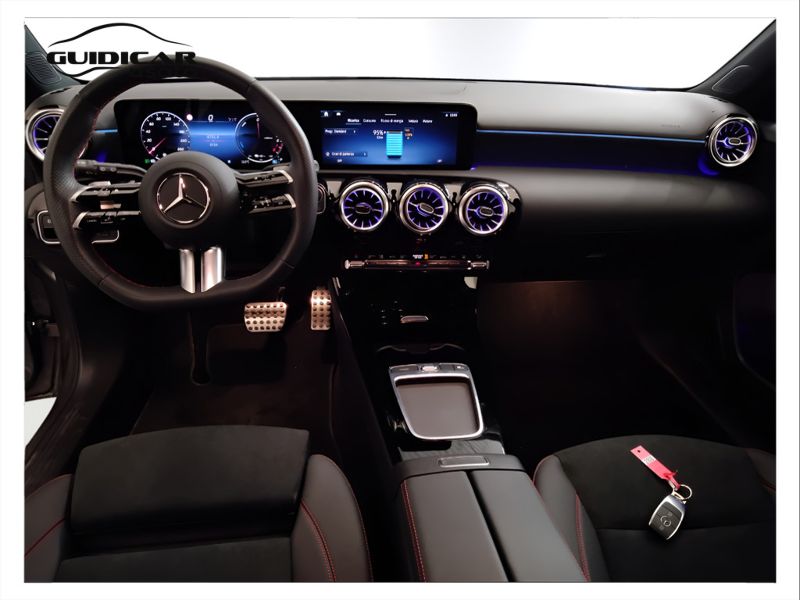 GuidiCar - Mercedes Classe a 2024 A 250 e phev Advanced Plus AMG Line auto Usato