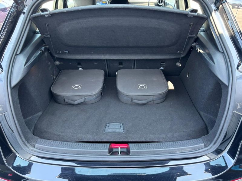 GuidiCar - Mercedes Classe a 2023 A 250 e phev Progressive Advanced auto Usato