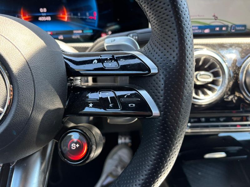 GuidiCar - Mercedes Classe a 2023 A AMG 35 AMG Line Premium 4matic auto Usato