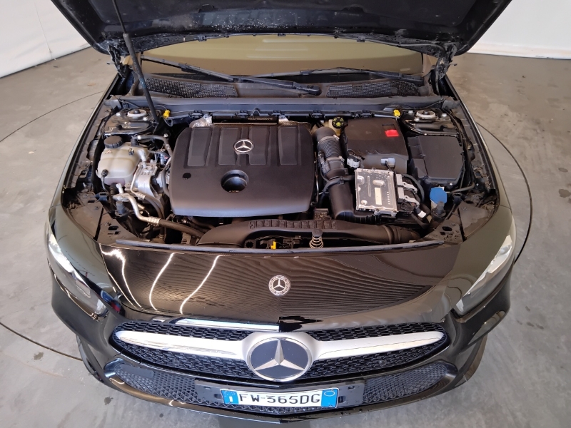 GuidiCar - Mercedes Classe A     (W177) 2019 Classe A     (W177) - A 180 d Automatic Sport Usato