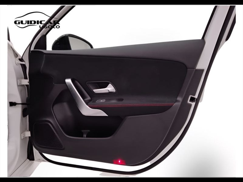 GuidiCar - Mercedes Classe a 2021 A 180 d Premium auto Usato