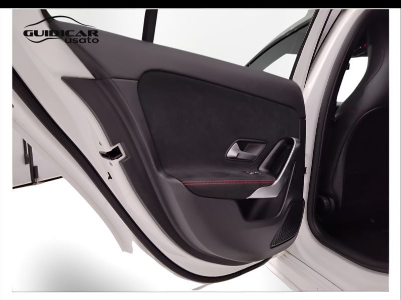 GuidiCar - Mercedes Classe a 2021 A 180 d Premium auto Usato