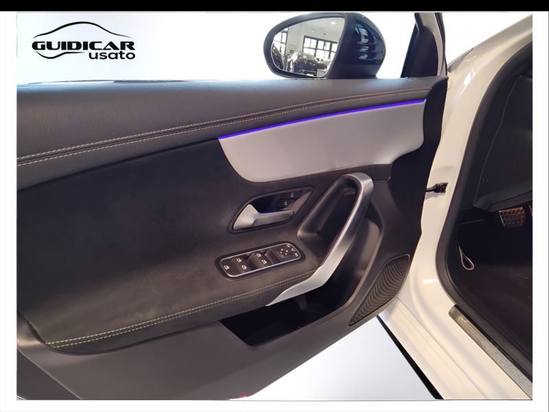GuidiCar - Mercedes Classe a 2022 A 180 d Premium auto Usato