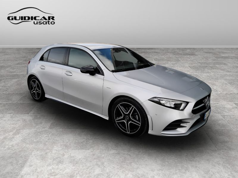 GuidiCar - Mercedes Classe a 2022 A 180 d Premium Night edition auto Usato