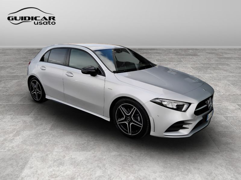 GuidiCar - Mercedes Classe a 2022 A 180 d Premium Night edition auto Usato