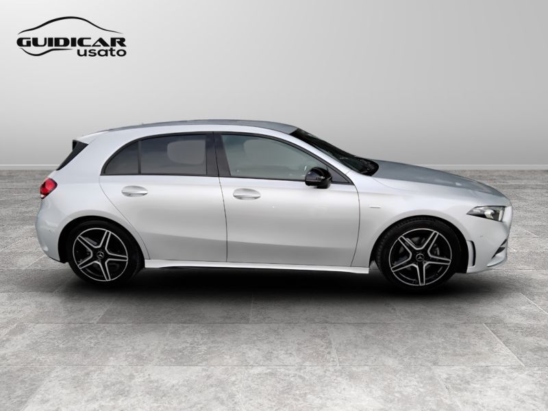 GuidiCar - Mercedes Classe a 2022 A 180 d Premium Night edition auto Usato