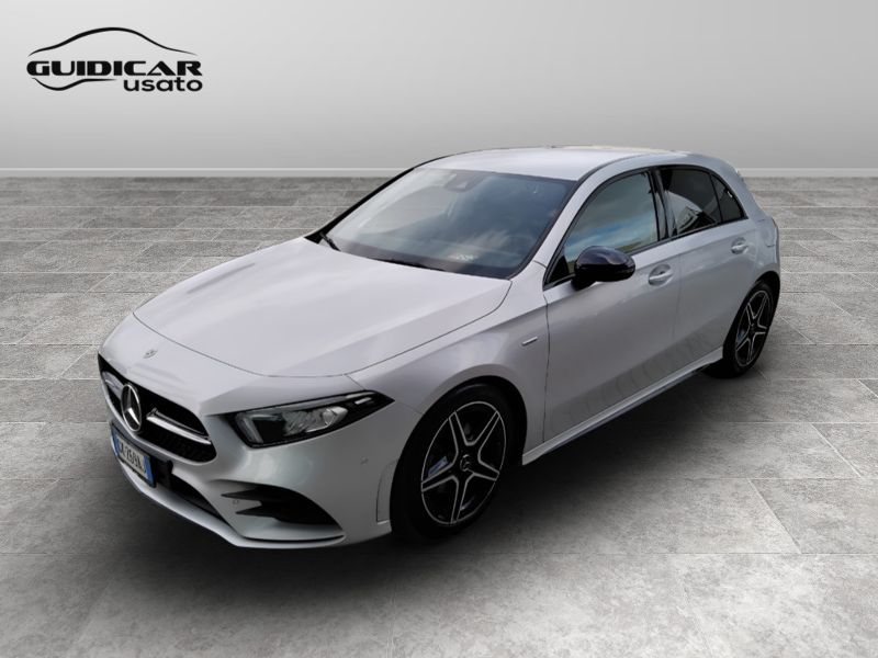 GuidiCar - Mercedes Classe a 2022 A 180 d Premium Night edition auto Usato