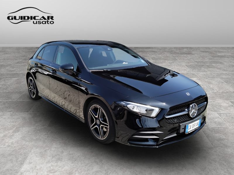 GuidiCar - Mercedes Classe a 2022 A 180 d Premium Night edition auto Usato