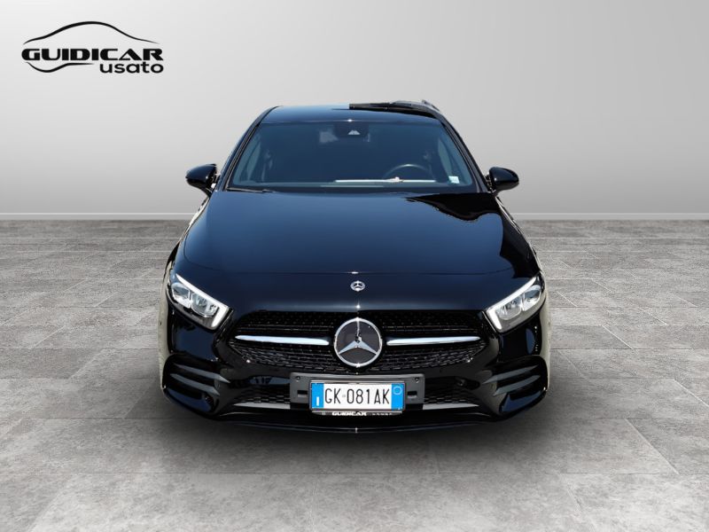 GuidiCar - Mercedes Classe a 2022 A 180 d Premium Night edition auto Usato