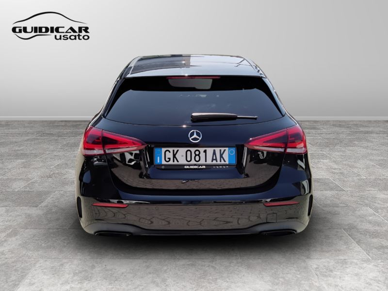 GuidiCar - Mercedes Classe a 2022 A 180 d Premium Night edition auto Usato