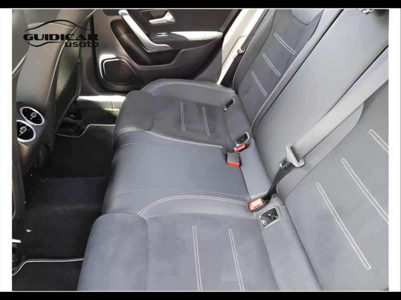 GuidiCar - Mercedes Classe a 2022 A 180 d Premium Night edition auto Usato