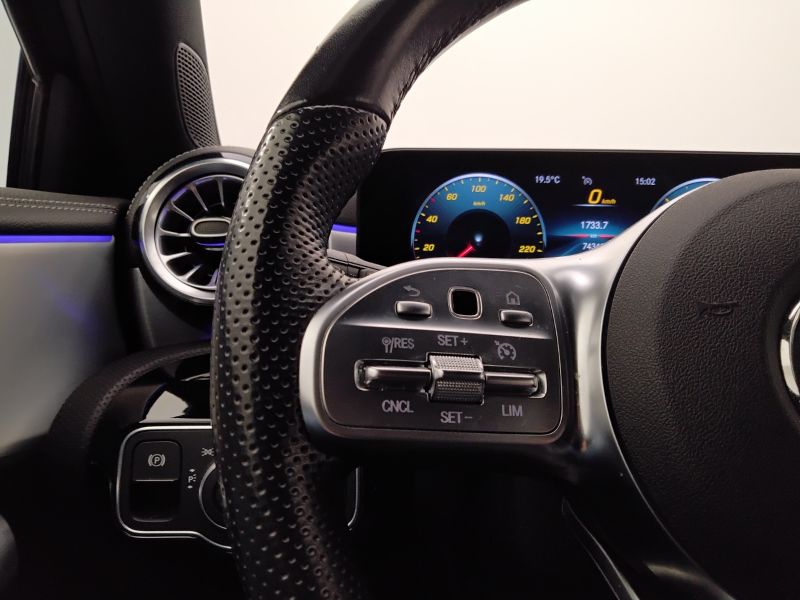 GuidiCar - Mercedes Classe a 2022 A 180 d Premium Night edition auto Usato