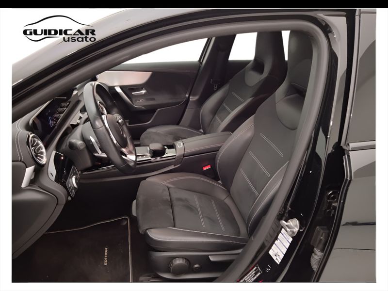 GuidiCar - Mercedes Classe a 2022 A 180 d Premium Night edition auto Usato