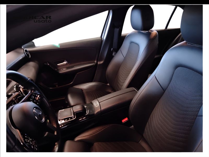 GuidiCar - Mercedes Classe a 2019 A 180 d Sport auto Usato