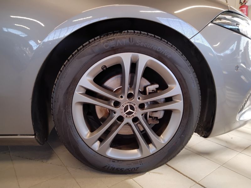 GuidiCar - Mercedes Classe a 2019 A 180 d Sport auto Usato