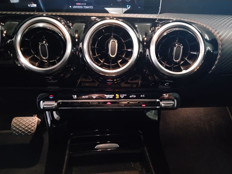 GuidiCar - Mercedes Classe a 2019 A 180 d Sport auto Usato