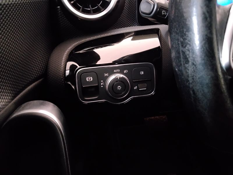 GuidiCar - Mercedes Classe a 2021 A 180 d Sport auto Usato