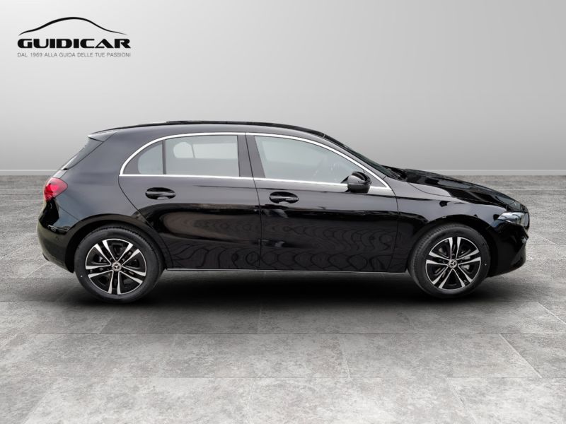 GuidiCar - MERCEDES BENZ Classe a 1 A 180 Sport auto Nuovo