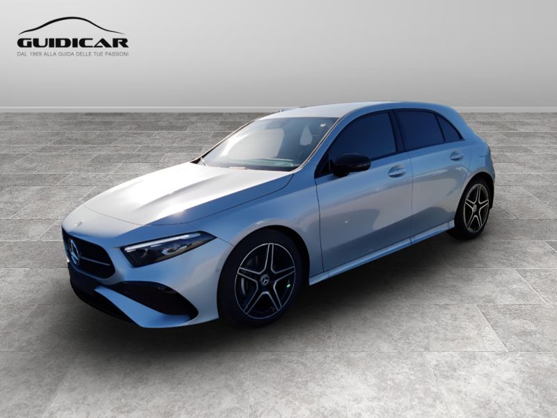 GuidiCar - MERCEDES BENZ Classe a 1 A 180 Sport auto Nuovo