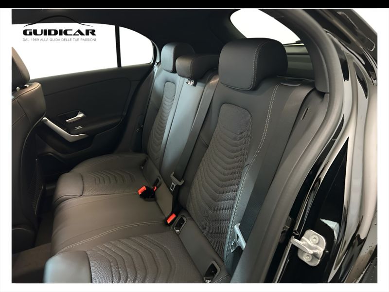 GuidiCar - MERCEDES BENZ Classe a 1 A 180 Sport auto Nuovo