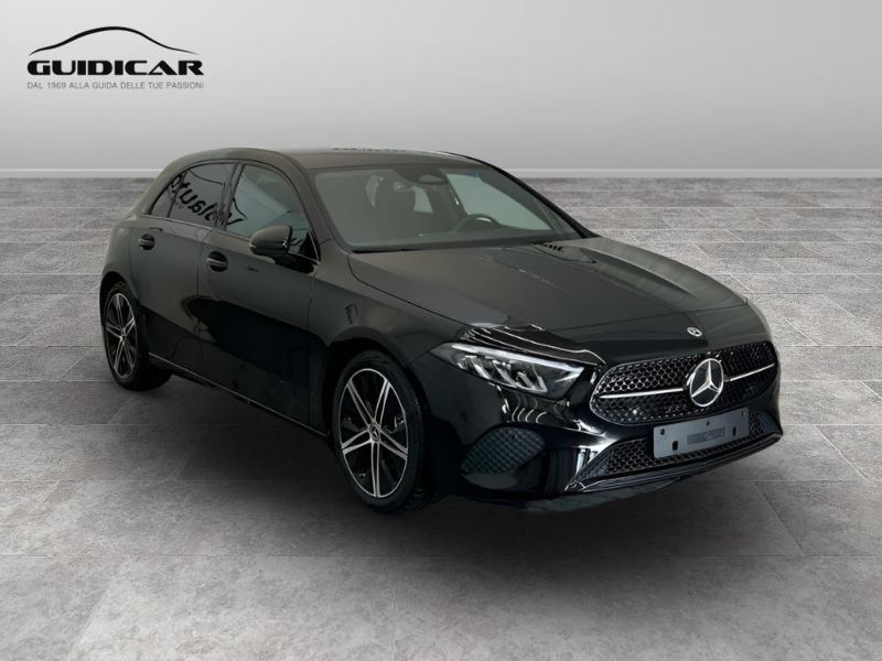 GuidiCar - MERCEDES BENZ Classe a 1 A 180 Sport auto Nuovo