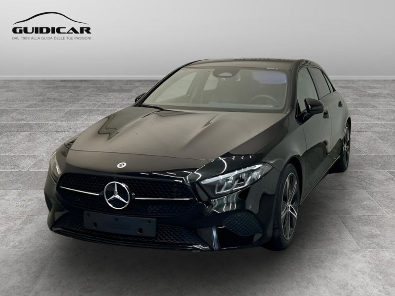 GuidiCar - MERCEDES BENZ Classe a 1 A 180 Sport auto Nuovo