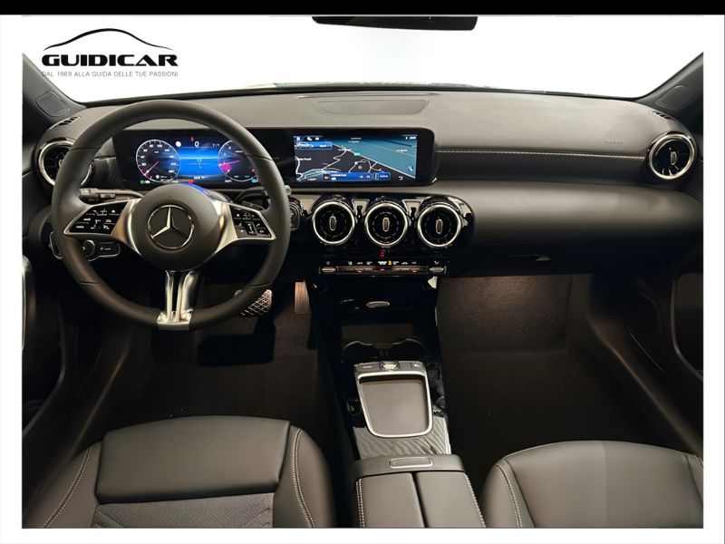 GuidiCar - MERCEDES BENZ Classe a 1 A 180 Sport auto Nuovo