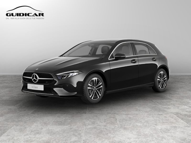 GuidiCar - MERCEDES BENZ Classe a 1 A 180 Sport auto Nuovo