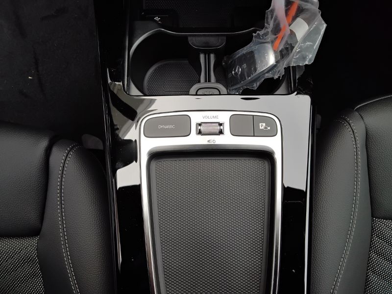 GuidiCar - MERCEDES BENZ Classe a 1 A 180 Sport auto Nuovo