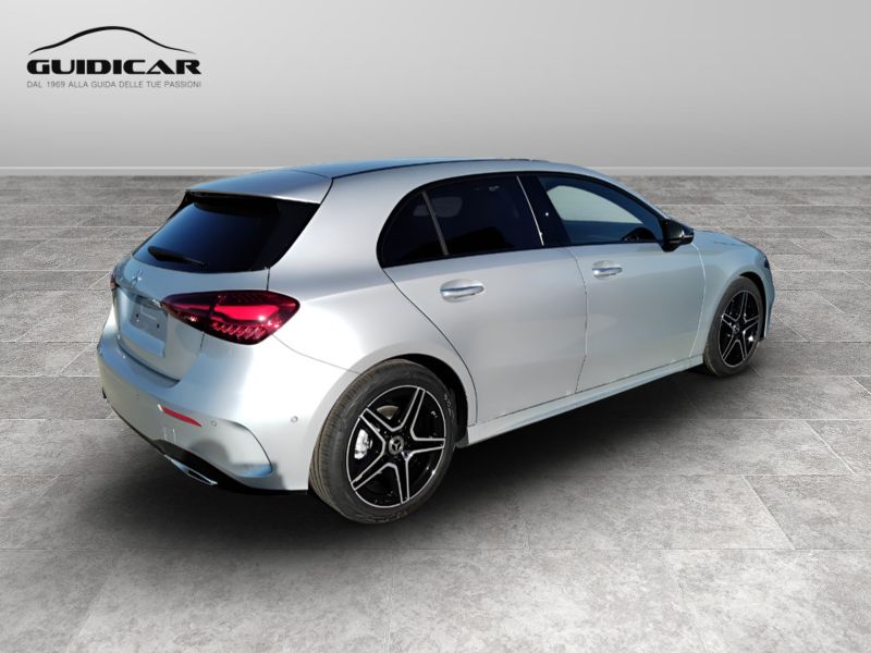 GuidiCar - MERCEDES BENZ Classe a 1 A 180 Sport auto Nuovo