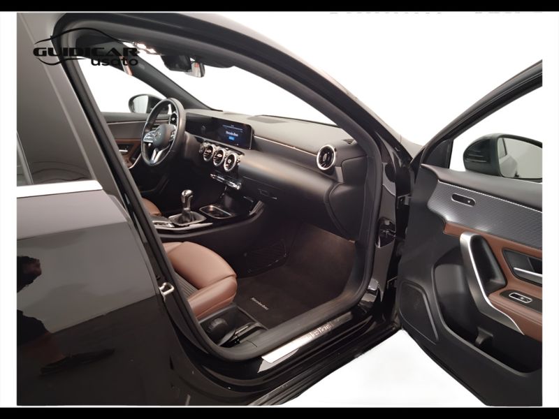 GuidiCar - Mercedes Classe a 2018 A 180 Sport Usato