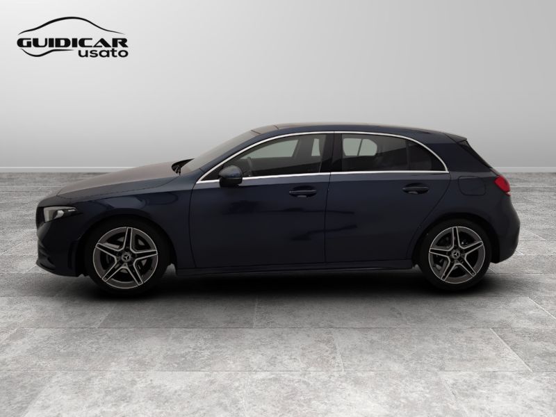 GuidiCar - Mercedes Classe a 2022 A 200 d Premium Night edition auto Usato