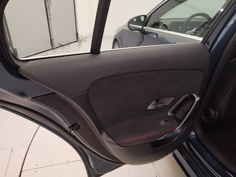 GuidiCar - Mercedes Classe a 2022 A 200 d Premium Night edition auto Usato