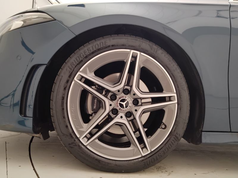 GuidiCar - Mercedes Classe a 2022 A 200 d Premium Night edition auto Usato