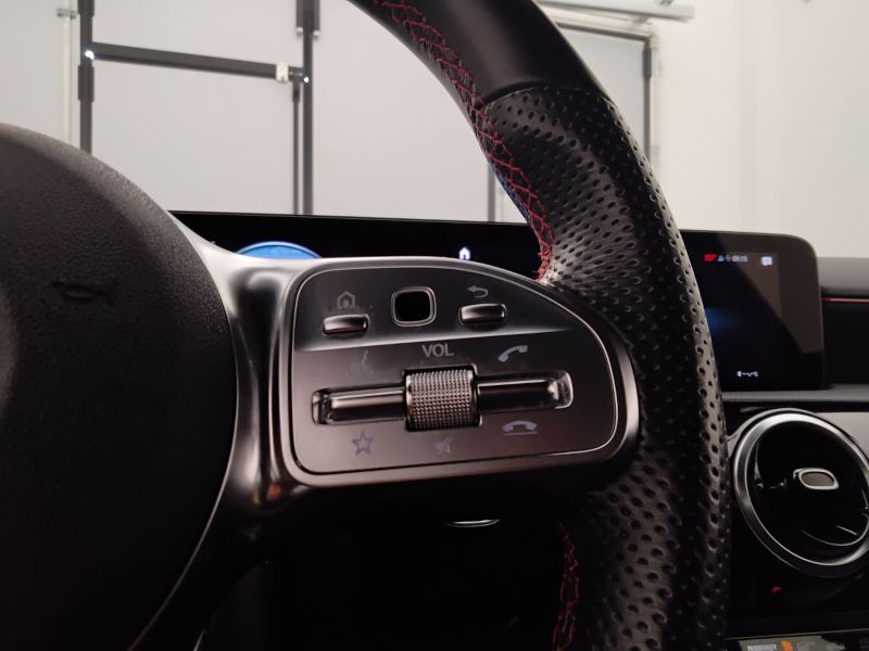 GuidiCar - Mercedes Classe a 2022 A 200 d Premium Night edition auto Usato