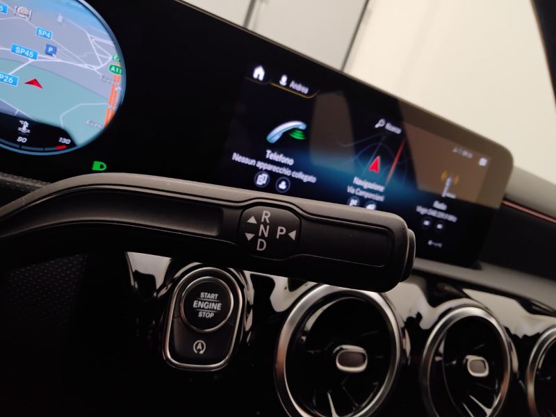 GuidiCar - Mercedes Classe a 2022 A 200 d Premium Night edition auto Usato