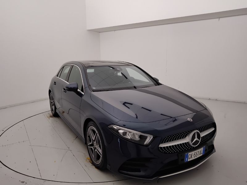GuidiCar - Mercedes Classe a 2022 A 200 d Premium Night edition auto Usato
