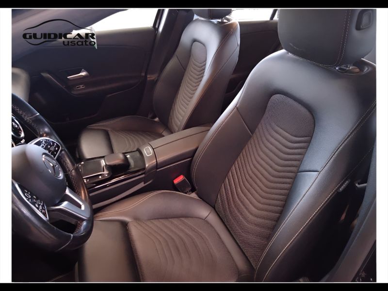 GuidiCar - Mercedes Classe a 2021 A 250 e plug-in hybrid(e eq-power) Business auto Usato