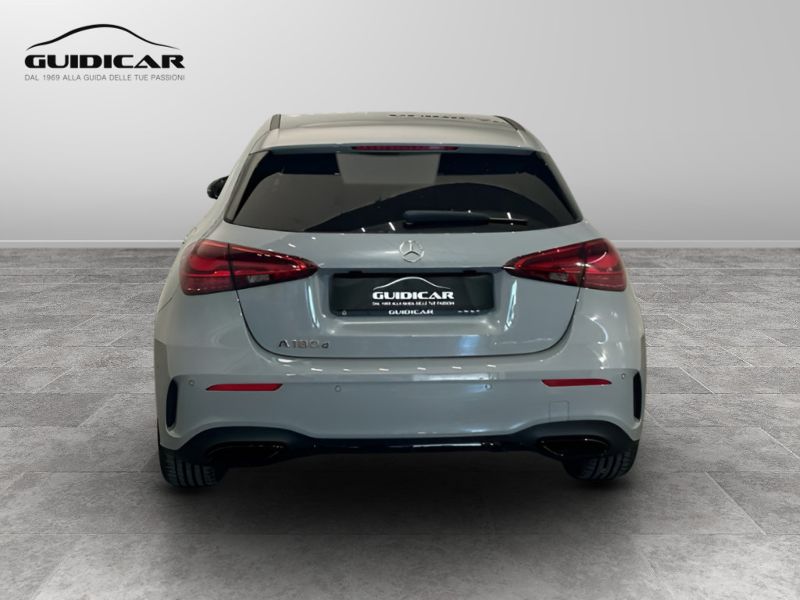 GuidiCar - MERCEDES BENZ Classe a 1 A 180 d Alpine Grey Edition Nuovo