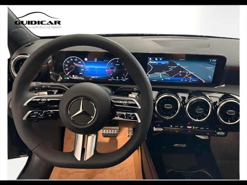 GuidiCar - MERCEDES BENZ Classe a 1 A 180 d Automatic AMG Line ADVANCED Nuovo